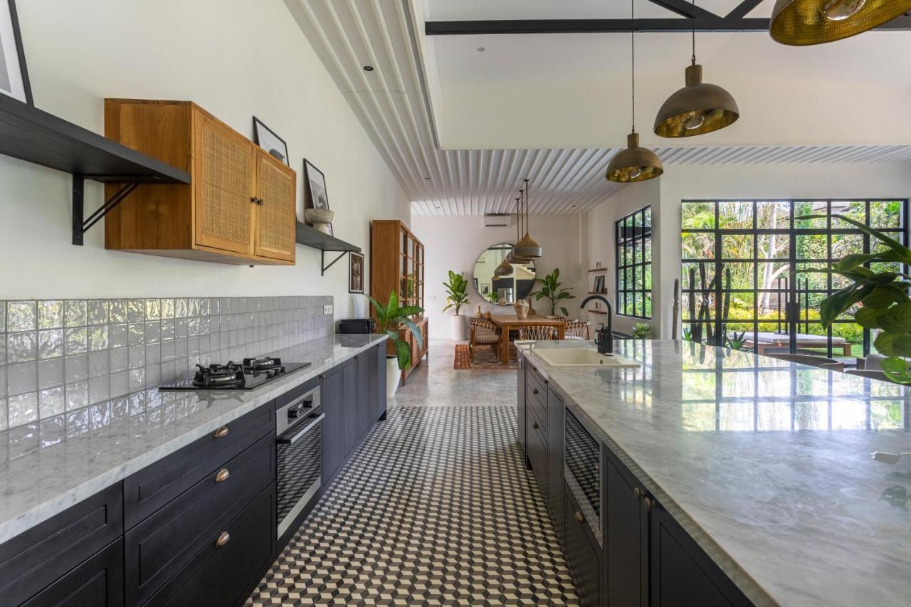 Villa Badoum Guesthouse Canggu  Ngoại thất bức ảnh